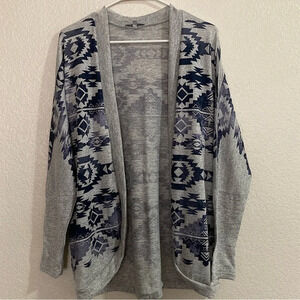 NWOT Charlotte Russe Navy and Gray Aztec Pattern Cardigan